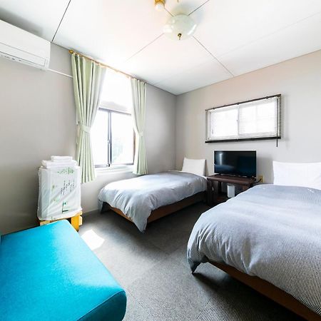 Guesthouse Leaf Hokuto (Yamanashi) Exterior foto